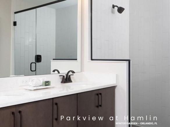 Parkview at Hamlin – Exclusividad y Estilo de Vida Caminable en el Corazón de Horizon West